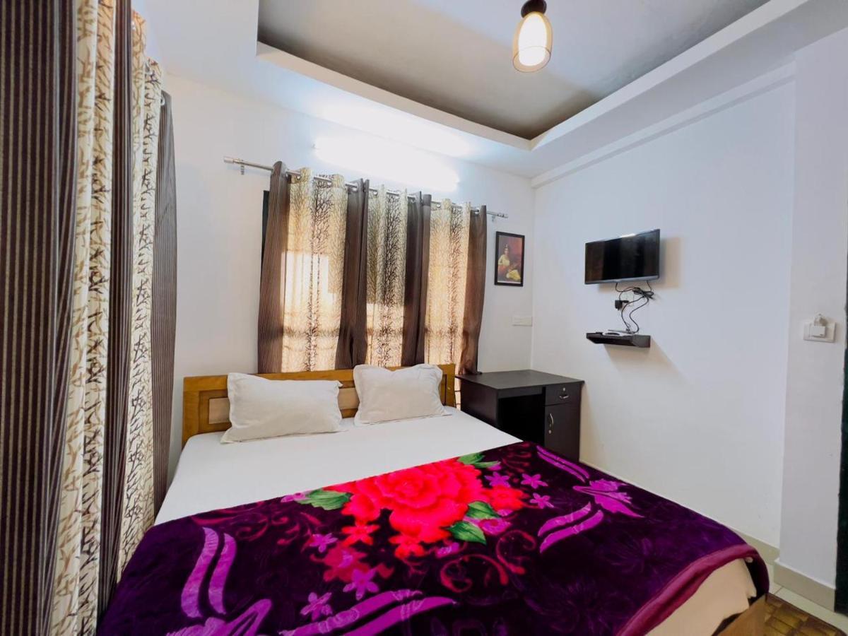 Sky Blue Resort Ooty Ngoại thất bức ảnh
